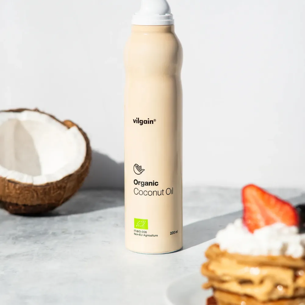 Vilgain organic coconut oil spray BIO z kokosem I goframi w tle.
